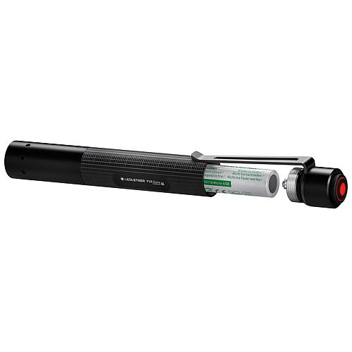 Cordless compact light Ledlenser P2R Core Anwendung 1