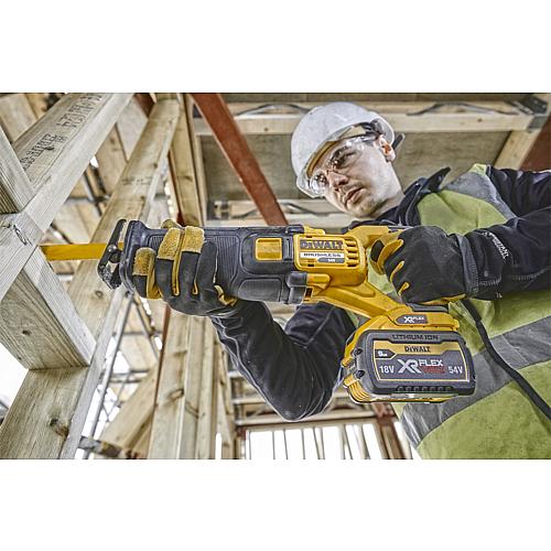 Cordless sabre saw DeWALT 54V DCS389NT-XJ without batteries and charger