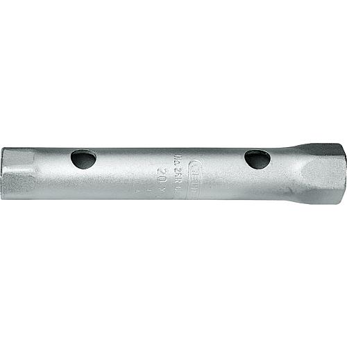 Double socket wrench