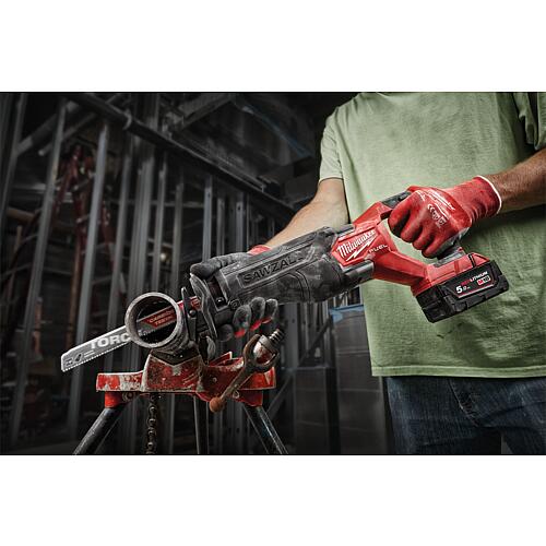 Cordless reciprocating saw M18FSZ-0X, 18 V Anwendung 1