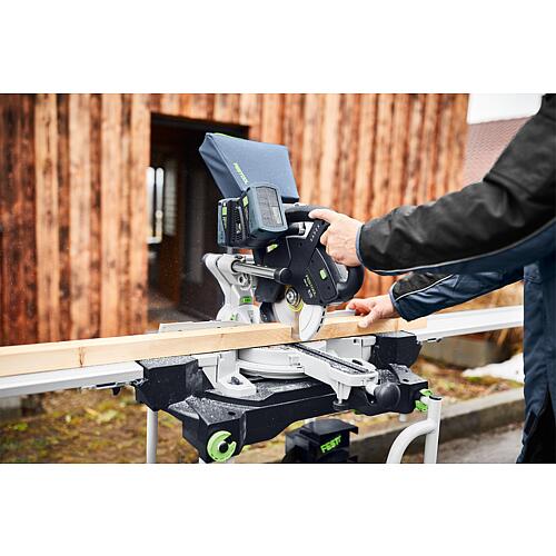 Cordless cap and mitre saw 18 V KSC 60 EB Anwendung 3