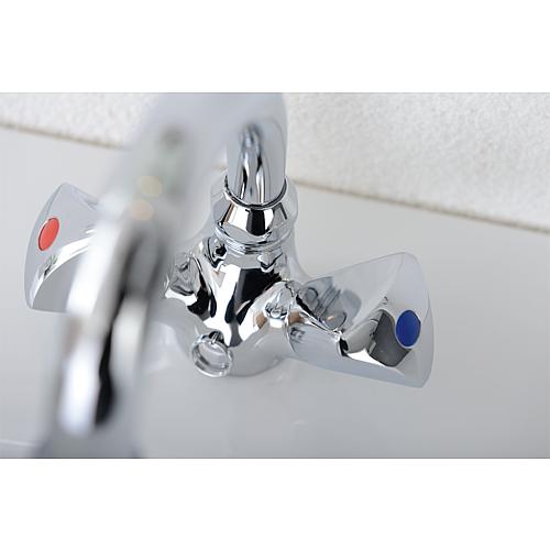 Etou washbasin mixer, high version, can be swivelled Anwendung 5